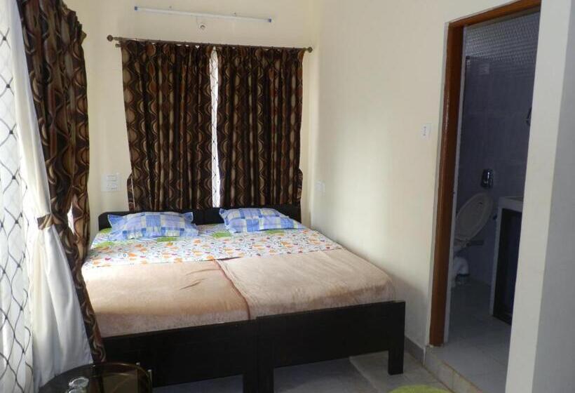 经济房, Aldrin Guest House