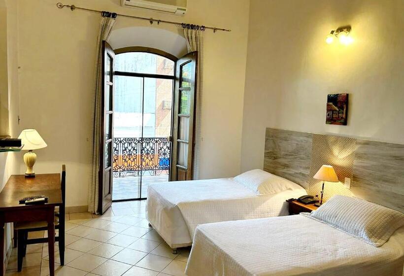 اتاق استاندارد, Asuncion Palace