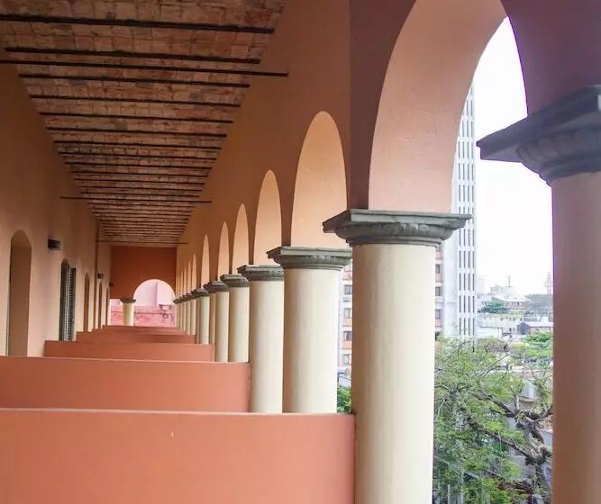 اتاق استاندارد, Asuncion Palace