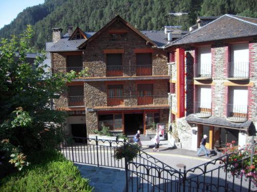 Номер Стандарт, Comapedrosa