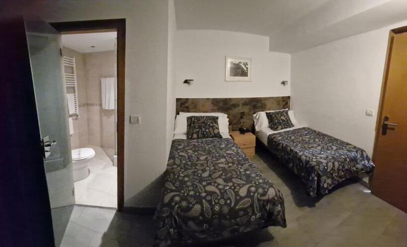 Номер Стандарт, Comapedrosa