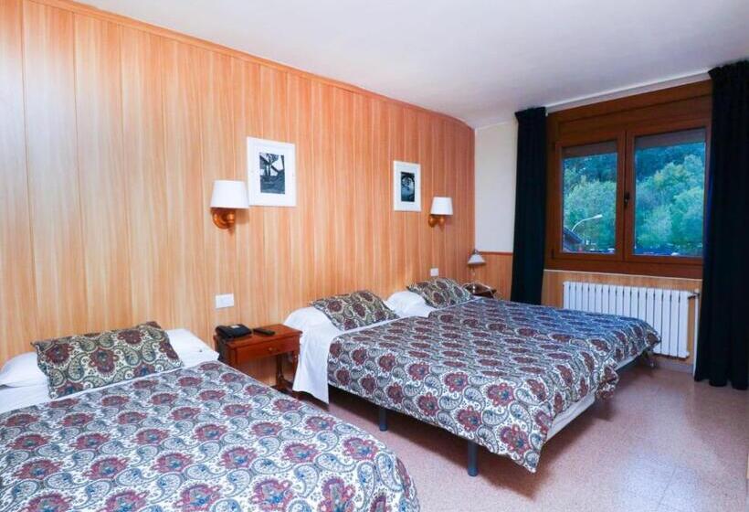 Номер Стандарт Трехместный, Comapedrosa