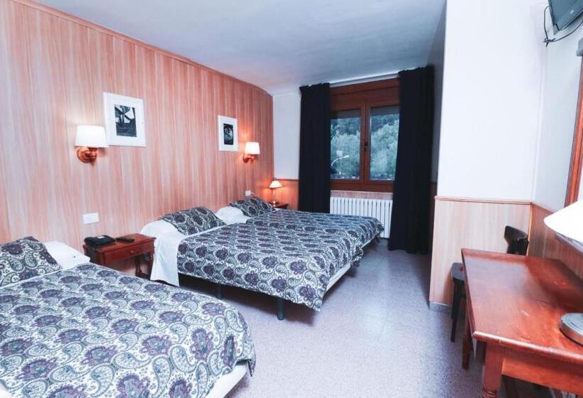 Номер Стандарт Трехместный, Comapedrosa