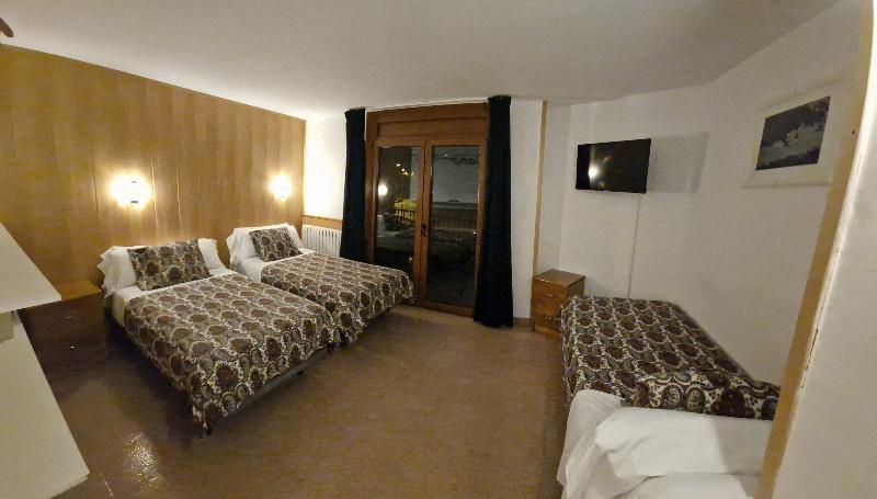 Номер Стандарт Трехместный, Comapedrosa