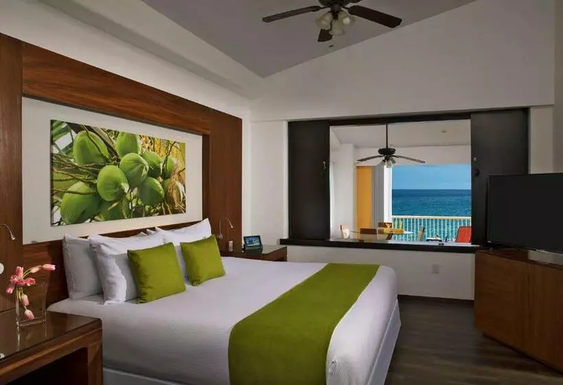 سوئیت جونیور با تخت بزرگ, Krystal Grand® Nuevo Vallarta