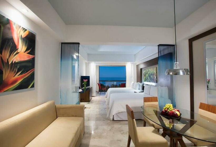 جناح جونيور مطلّ علي البحر, Krystal Grand Nuevo Vallarta