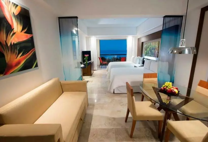 سوییت جونیور با چشم‌انداز دریا, Krystal Grand® Nuevo Vallarta