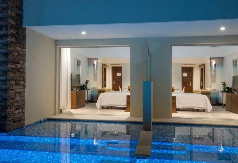 סוויטת קלאב ג'וניור, Krystal Grand Nuevo Vallarta