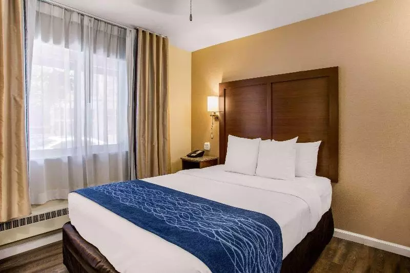 سوئیت جونیور با تخت بزرگ, Krystal Grand® Nuevo Vallarta