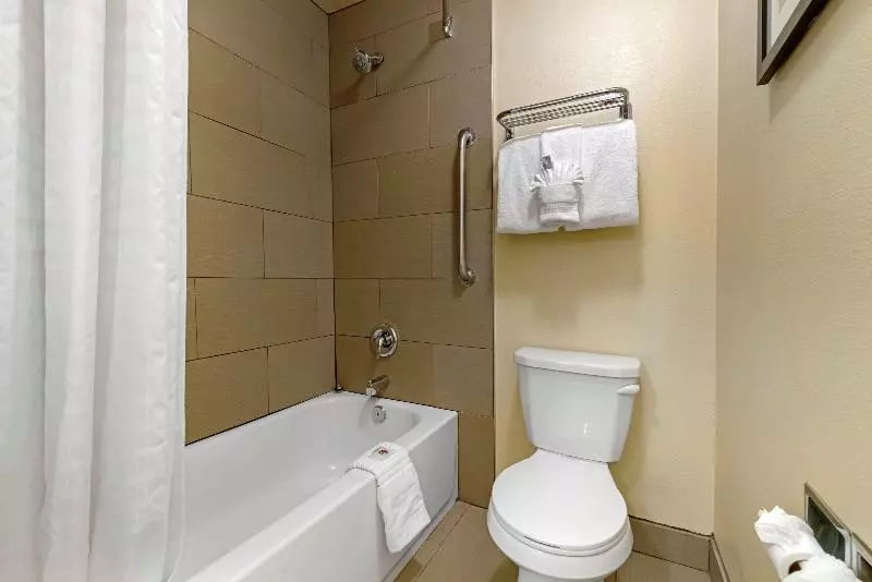 سوئیت جونیور با تخت بزرگ, Krystal Grand® Nuevo Vallarta