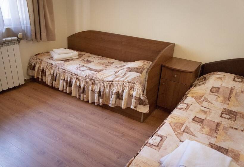 豪华房间, Medic Hotel