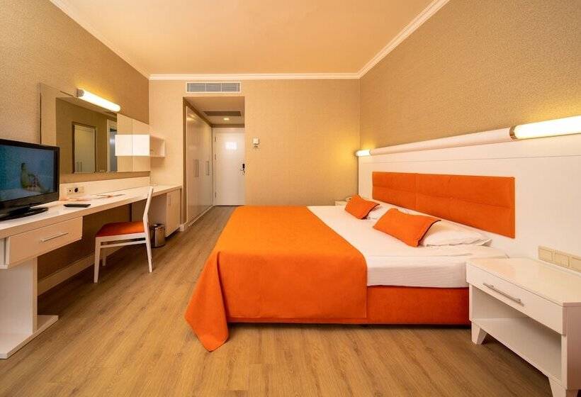 Chambre Triple Standard, Sueno Hotels Beach Side