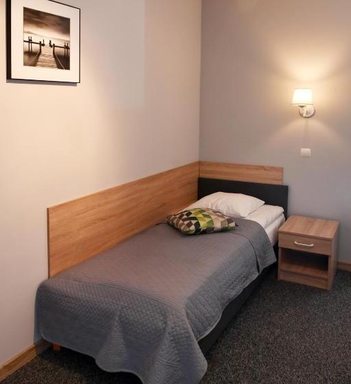 غرفة كلاسيكية فردية, Fotex