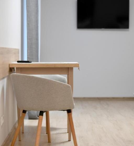 غرفة كلاسيكية فردية, Fotex