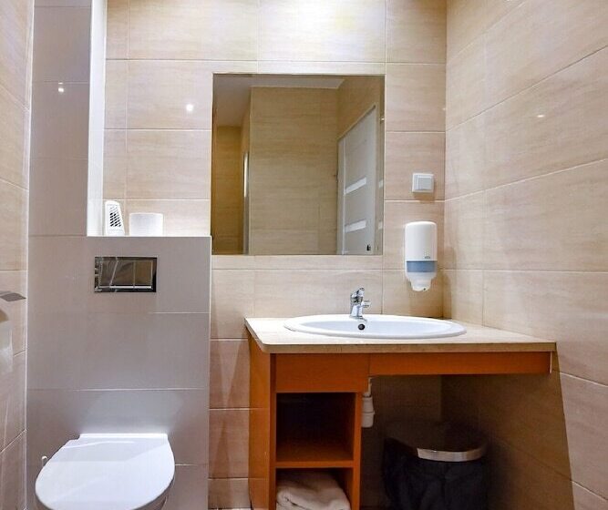 غرفة قياسية, Fotex