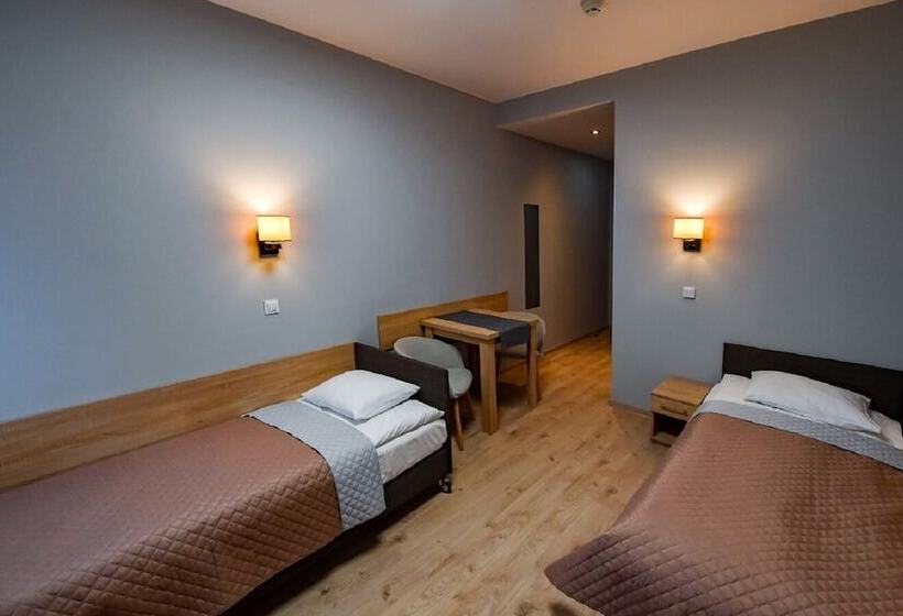 غرفة قياسية, Fotex