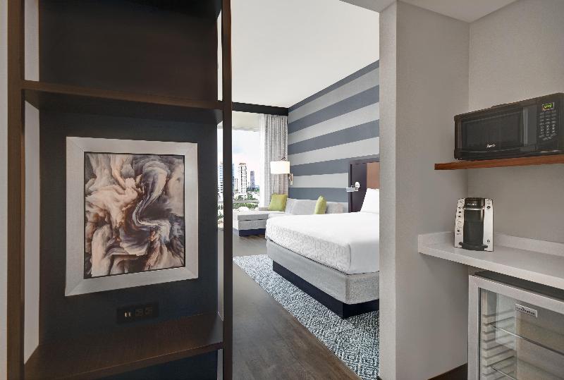 스위트 킹사이즈 침대, Holiday Inn Express Houston Galleria Area By Ihg