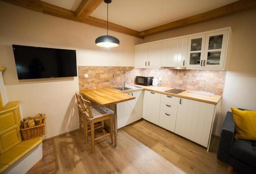 جناح سوبيريور, Pension Linda