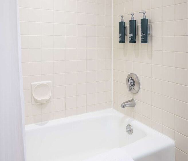 غرفه قياسيه سريرين مزدوجين, Doubletree By Hilton San Jose