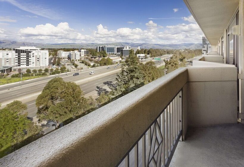 غرفه قياسيه سريرين مزدوجين, Doubletree By Hilton San Jose