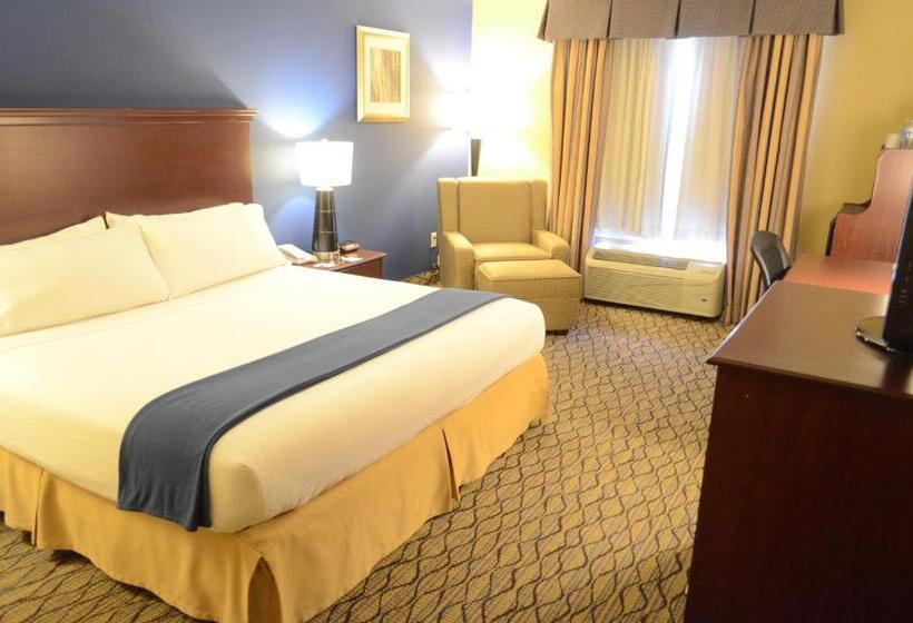 适合残疾人士使用的带超级大床的标准间, Holiday Inn Express Hotel & Suites Houston Downtown Convention Center, An Ihg