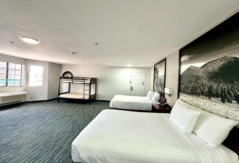 Quarto Triplo Estandar, Studio 6 Flagstaff Az