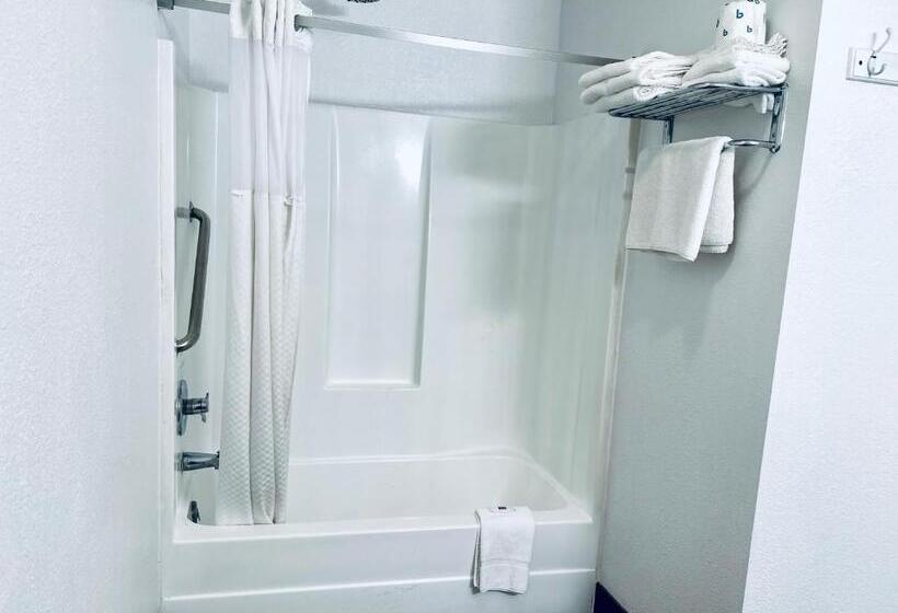 اتاق استاندارد با تخت بزرگ, Studio 6 Flagstaff Az