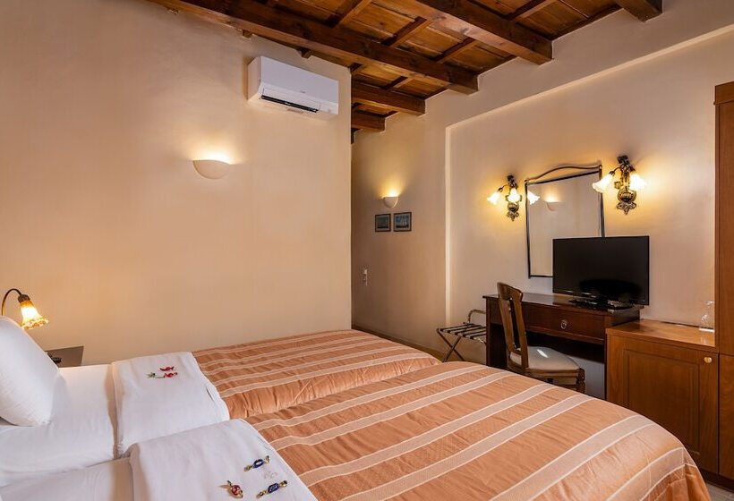 חדר אקונומי, Palazzino Di Corina