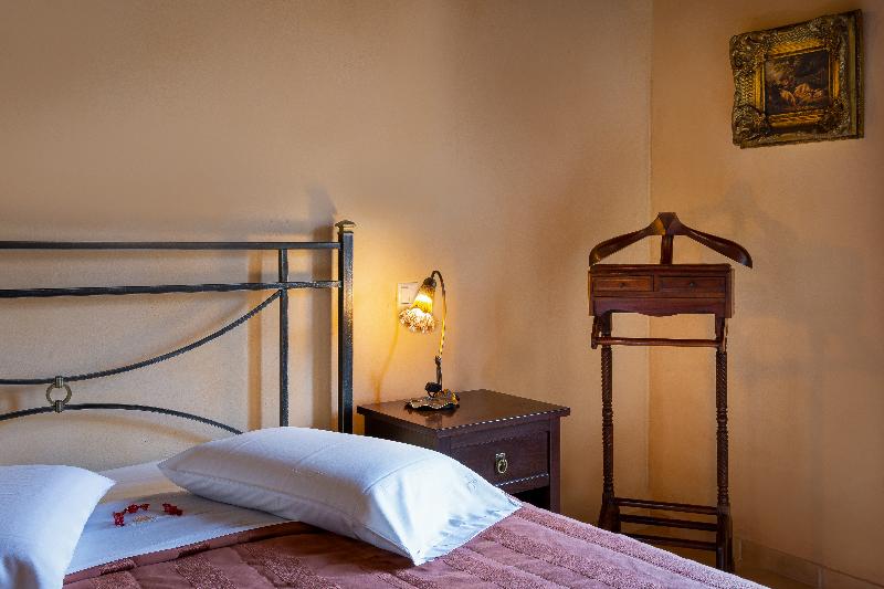 חדר אקונומי, Palazzino Di Corina