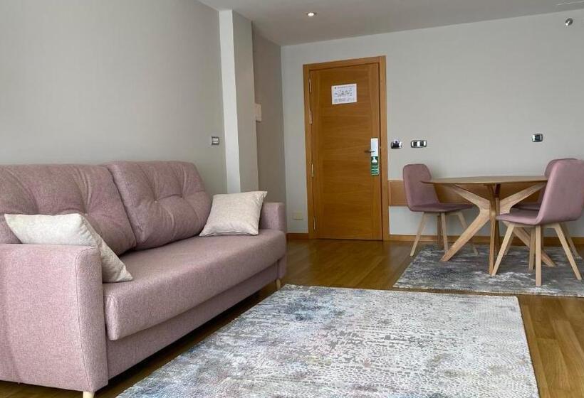 اتاق خانوادگی, Playa De Laxe