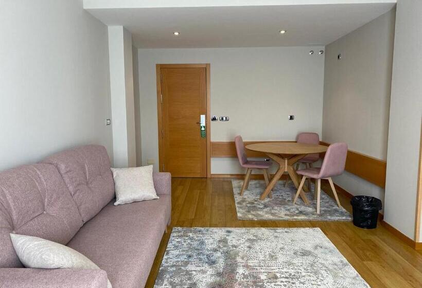 اتاق خانوادگی, Playa De Laxe