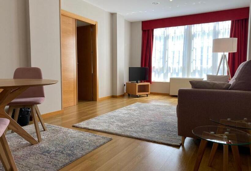 اتاق خانوادگی, Playa De Laxe