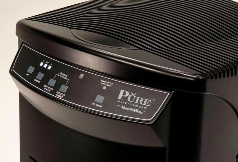 غرفه قياسيه سريرين مزدوجين, The Westin Southfield Detroit