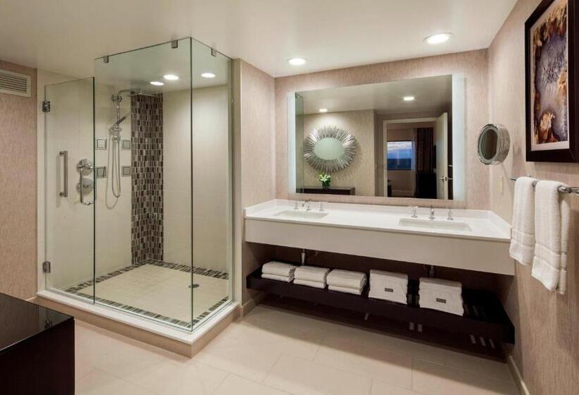 غرفة إدارية سرير كينج, The Westin Southfield Detroit