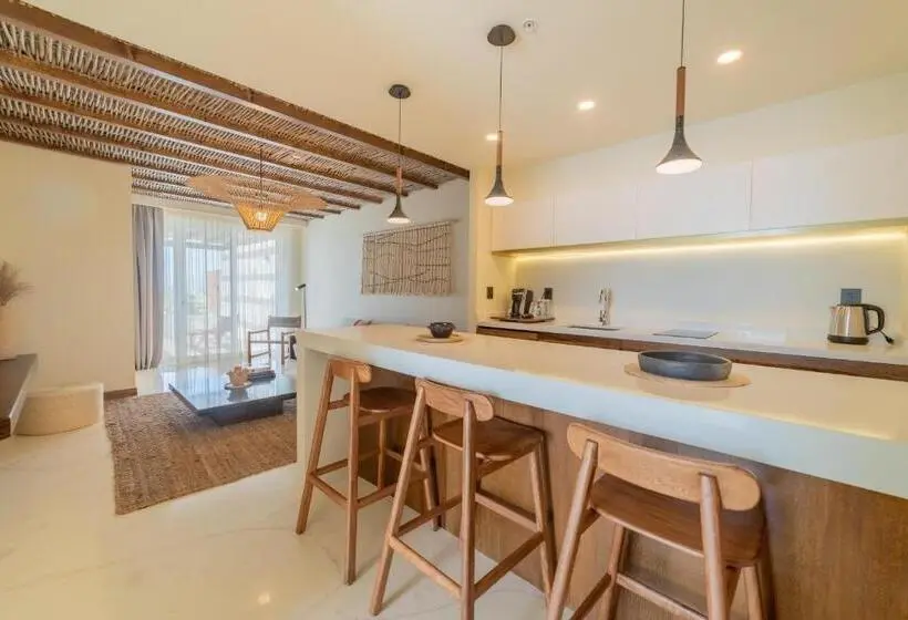 景色の見えるスイートルーム, Indigo La Paz Puerta Cortes, An Ihg