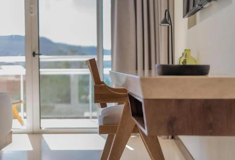 オーシャンビュースタンダードルーム, Indigo La Paz Puerta Cortes, An Ihg