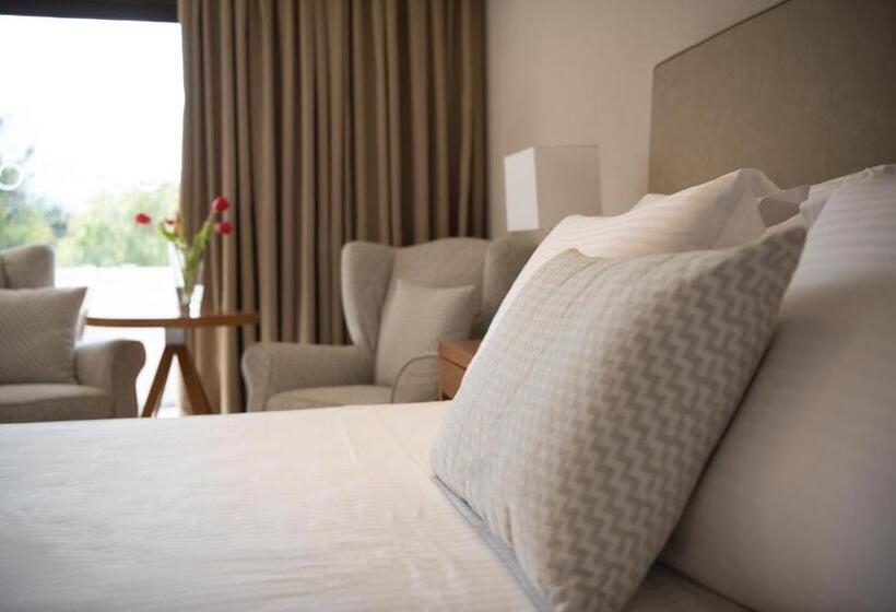 Классический номер с видом на горы, Elounda Bay Palace, A Member Of The Leading Hotels Of The World