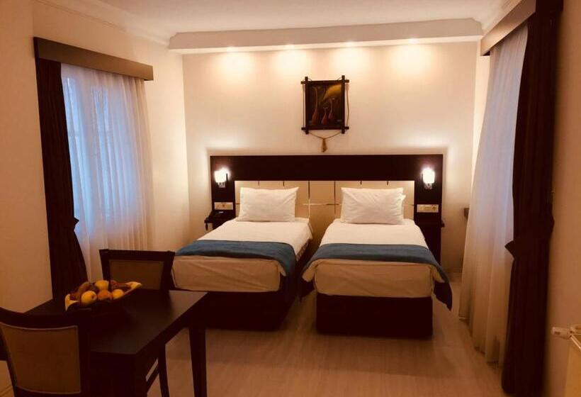 غرفة قياسية, Buyuk Velic