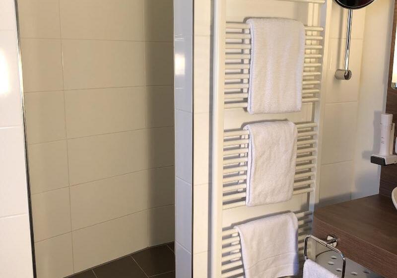 غرفة قياسية, Buyuk Velic