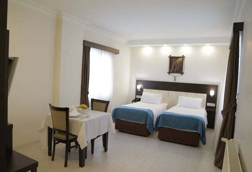 غرفة قياسية ثلاثية, Buyuk Velic