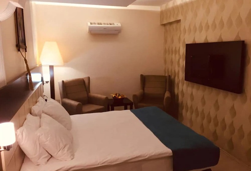 غرفة قياسية فردية, Buyuk Velic