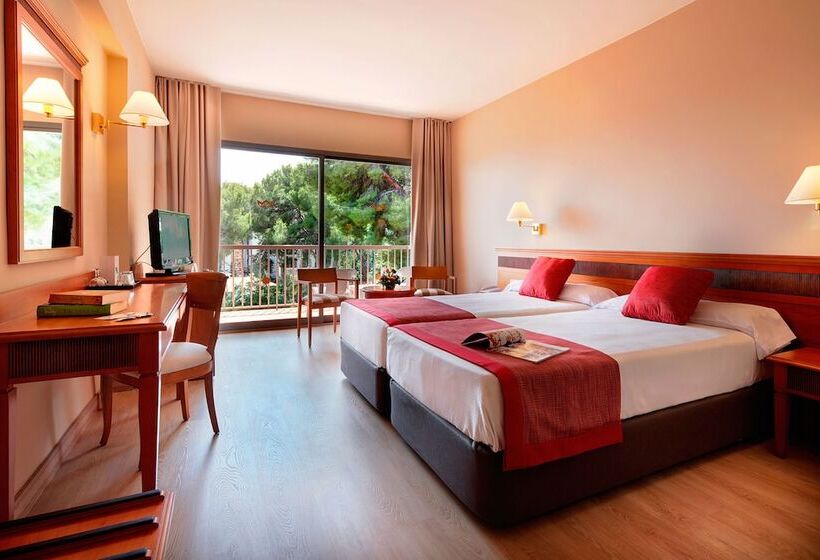 غرفة قياسية مزوَّدة بشُرفة إطلالة جانبية علي البحر, Bonanza Park Hotel By Olivia Hotels Collection