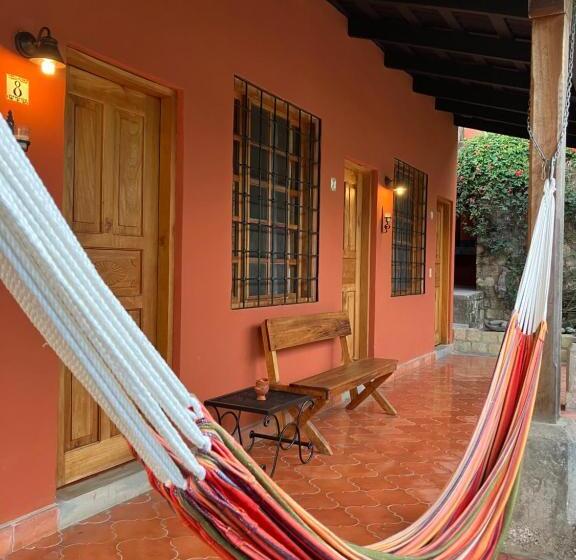 اتاق استاندارد با چشم‌انداز باغ, La Casa De Cafe Bed And Breakfast