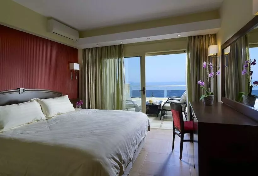 スーペリアースイート, Macaris Suites & Spa