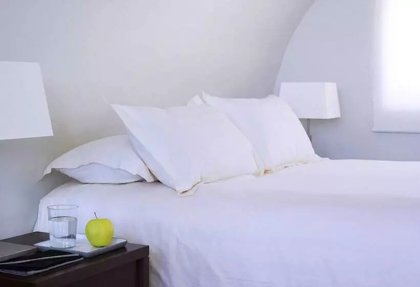 スーペリアースイート, Macaris Suites & Spa