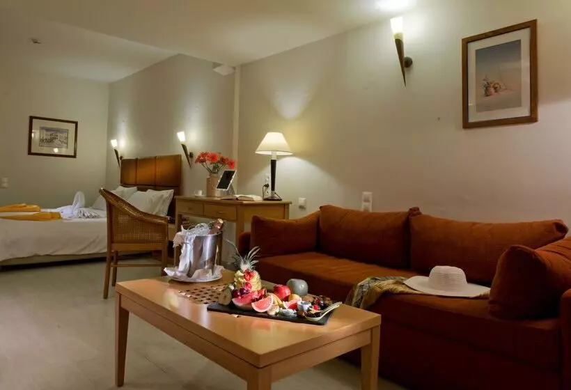 Junior Suite Supérieure, Minos