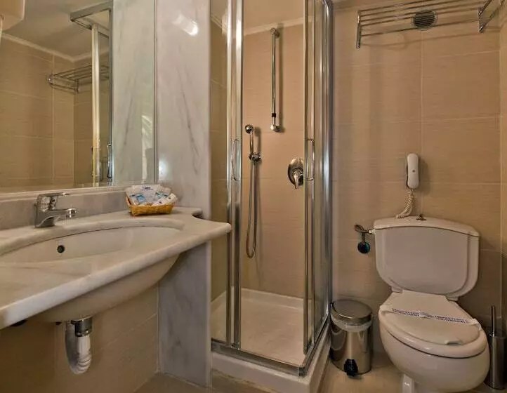 Chambre Deluxe, Minos