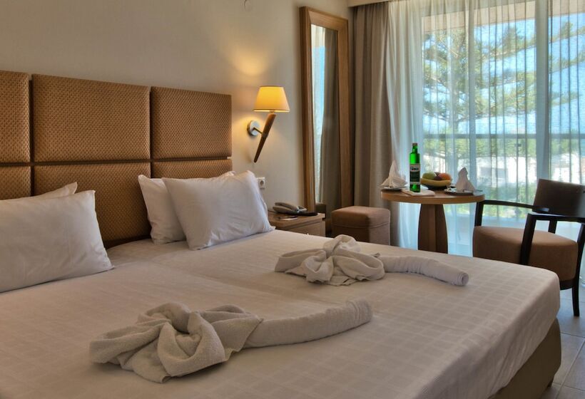 디럭스 룸, Minos