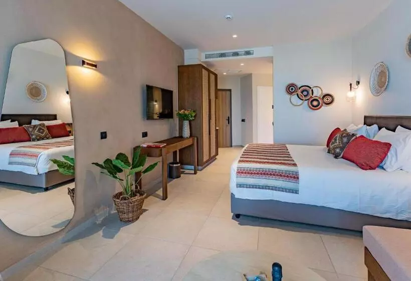 Junior Suite, Minos