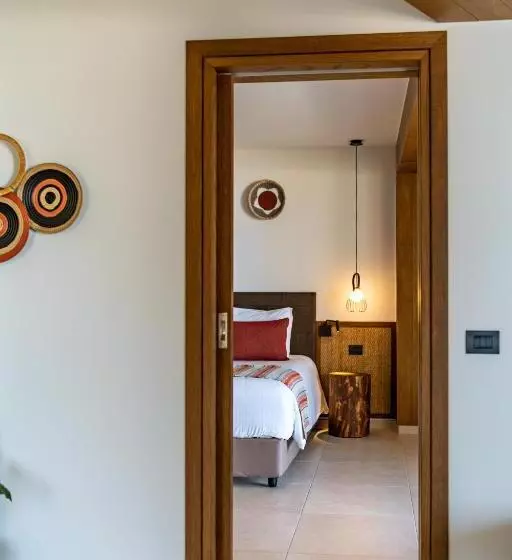 Suite, Minos